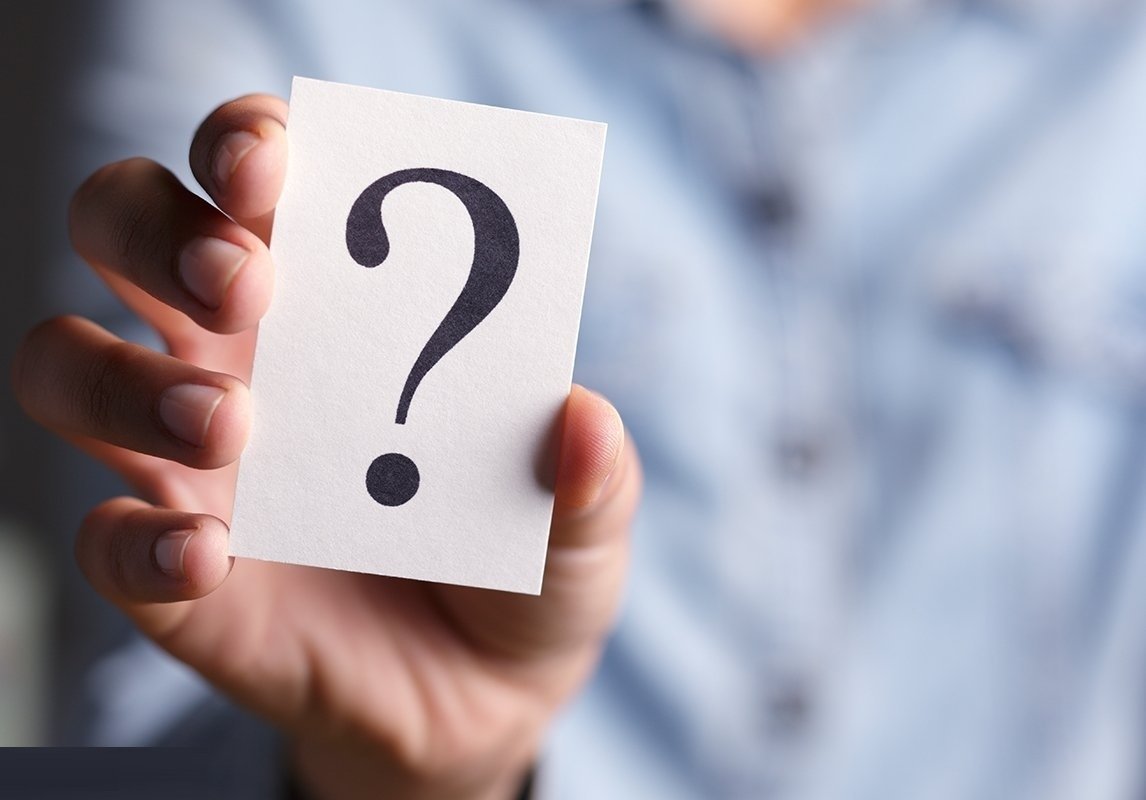 حقيقة ادخال مواطن سعودي بعيره لمطعم في يوم التأسيس