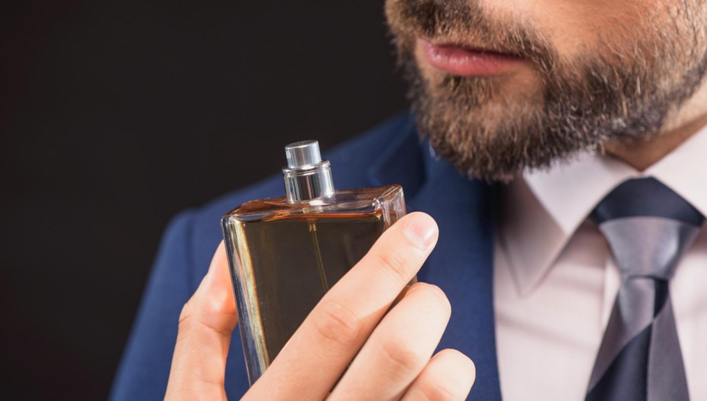 استنشاق العطر في رمضان هل يفطر ابن باز ؟