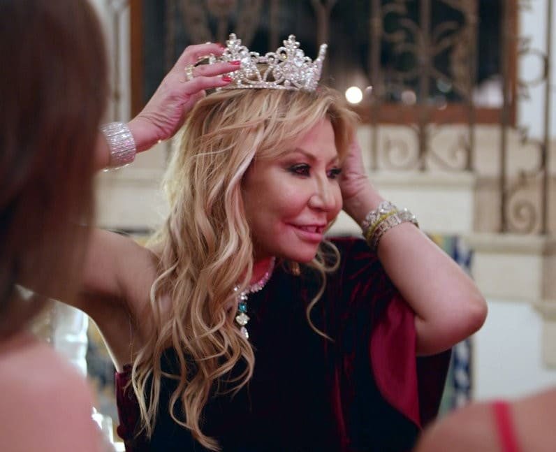 ما الذي تسبب في وفاة آنا شاي نجمة Bling Empire